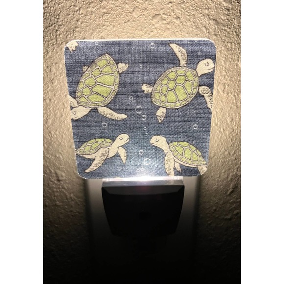 Sea Turtles Nightlight LED Auto On Nursery Baby Shower Gift Kids Bedroom - Picture 4 of 4